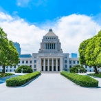 衆院選でほぼ全ての野党「消費税減税するので投票よろしく！！」→現在の野党「消費税減税やめろ！！財源はどうするんだ！！」