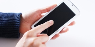 親族「亡くなった君の父から電話があったぞ！掛け直すとその番号は無効と言われる！」　→実際には…