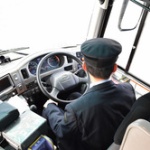 バスの運転手って態度悪いの多くね？
