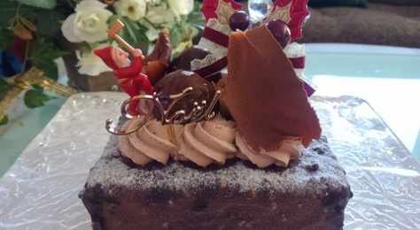 ケーキ くろにゃんの孤高のグルメ旅 ケーキ くろにゃんの孤高のグルメ旅