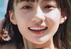 【悲報】天使の川﨑桜 vs 小悪魔川﨑桜 ← 優劣つけ難いと話題に
