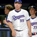 中日・井上監督、怒り隠せず「あってはならないプレー」　延長11回2死満塁で走者の細川が一塁けん制死…　今季ワーストの借金17