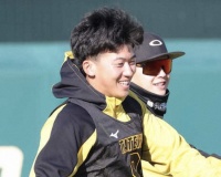 立石正広、待望の大山悠輔との挨拶で「包み込まれる笑顔」と語る