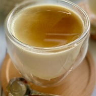 今日は「はちみつの日」なので優しい味わい！はちみつヨーグルトムース
