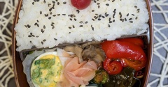 まとめだけ弁当から少し変化できた～夫のお弁当725