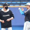 石井一成が新庄監督からのネックレスプレゼント＆スタメン起用に応えるチーム初安打