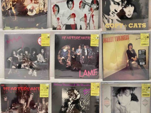 【4/22(水)PUNK中古レコード入荷情報】ファン必見！JOHNNY THUNDERS,HEARTBREAKERS,NEW YORK DOLLS中心にまとめて多数入荷！