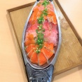 【全員に注目された総重量1.2kgの鮭の遡上丼が衝撃】千歳 海鮮丼 とと丸