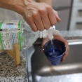 車中泊の「ちょっと水を使いたい」を解決。ペットボトル蛇口をつけてみた