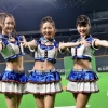 ファイターズガールの新ユニ、AKB風になる