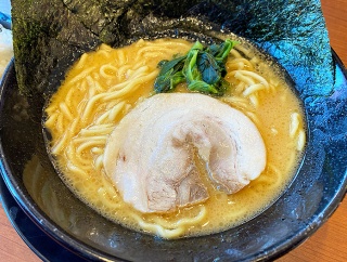 スープに浸した海苔でご飯を巻いて食べるアレ！函館市鍛治「おばら家 鍛治店」