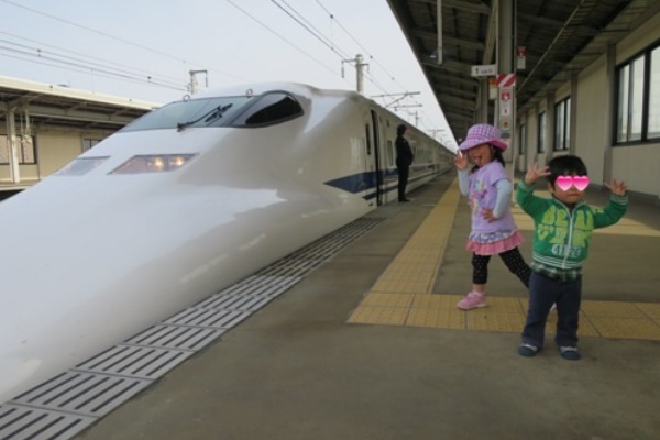 愛知 三河 子供の遊び場 お出かけスポット１００ 三河安城駅 新幹線