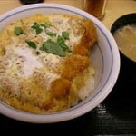 ヨッメ「今夜はカツ丼やで」　ワーイ「ワイ」 	