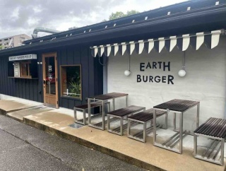 石川県金沢市もりの里にあったハンバーガー専門店『EARTH BURGER（アースバーガー）』が閉店してる。