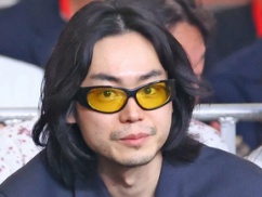 【速報】安倍元首相銃撃事件が映画化へ!!! 山上被告役に「菅田将暉」 【速報】安倍元首相銃撃事件が映画化へ!!! 山上被告役に「菅田将暉」
