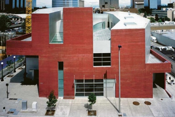 モダン建築 - Steven Holl （スティーブン・ホール）