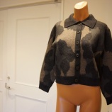 『KEITA MARUYAMA(ケイタマルヤマ)Leopard Knit Jacquard CARDIGAN』の画像