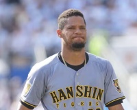 モレッタ 捕手別防御率・・・坂本5.63 伏見13.50 梅野7.7