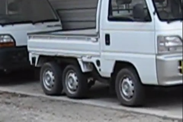 レアな6輪軽自動車 Hondaアクティ 6ホイーラー アクティ クローラ Turbo Bee 自動車 バイク動画のターボビー