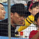 『熱狂的阪神ファンの渡辺謙が激辛エール「真弓で負けている」』の画像