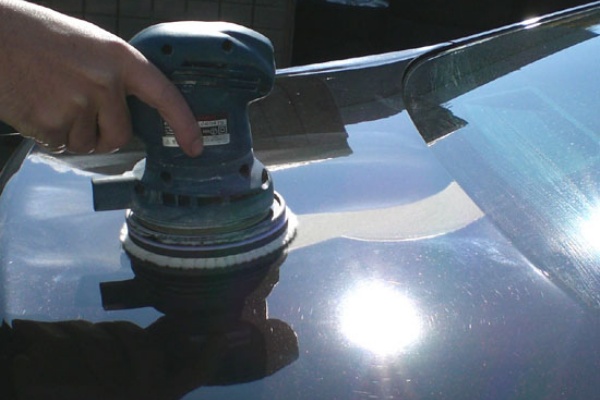 スクラッチシールドを磨き傷を出さずに磨く方法 車磨きに悩んでいる方や 習いたい方のための車磨きとコーティングの参考書