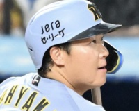 【悲報】大山悠輔さん、3億円のロサリオだった