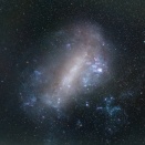 雲のふりをした銀河 ――星を生み、超新星を放ち、やがて天の川と合体