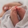 夫が赤子を突然連れ帰ってきた。赤子の両親がいきなり蒸発し、遠縁である義両親宅前に置き去りにされてたらしいのだが…