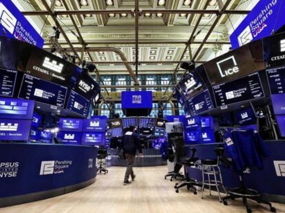 【国際】インテル株２９％急落、５２年ぶりの下落率…パソコン需要低迷でＣＥＯ「今後数四半期は厳しい状況になる」