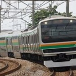 60代男性「足を投げ出して座っている若者を蹴飛ばしたら反撃された」