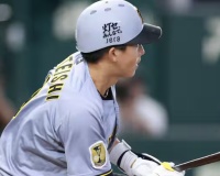 立石正広、一軍昇格試合で4打数2安打と唯一のマルチヒットで気を吐く