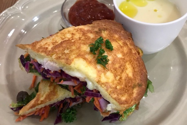 フレンチトースト研究会 紅茶専門店