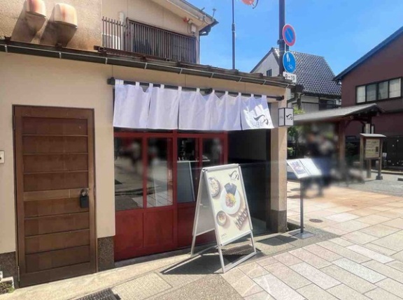 石川県金沢市東山に『牡蠣と寿司 一刀 -ITTO- 金沢店』なる和モダン隠れ家ダイニングがオープンしてる。