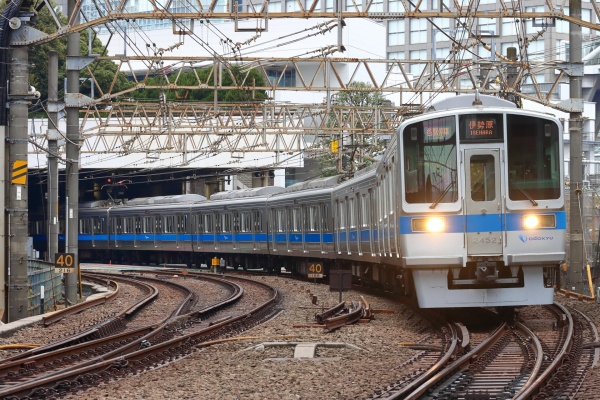 お-だ-ぺ-じ Odapedia ～小田急のファンブログ～ - 小田急2000形