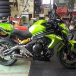 『OHLINS FKS Series カートリッジキットをER6ｎへ取り付け』の画像