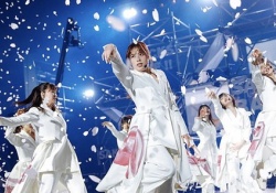 【悲報】櫻坂46のドームツアー、暗幕の主張が大変なことになっていたw