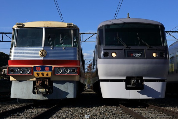 出品終了の為、最終値下げ　　西武鉄道　車両内妻面点検蓋　所沢車両工場　平成２年 出品終了の為、最終値下げ 西武鉄道 車両内妻面点検蓋 所沢車両