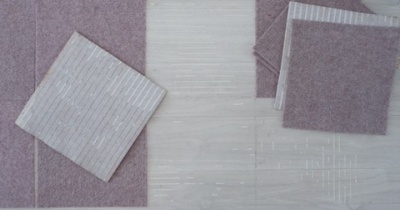 ペット対策に敷いていたシートを剥がしてみた結果（汚画像ばかり）