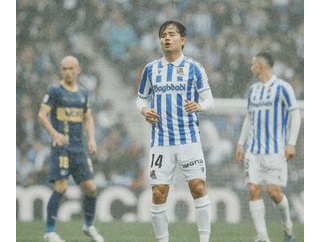 【海外の反応】久保建英、10万人の優勝パレードで熱烈な「残留コール」を浴びる！