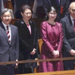 天皇一家　バレエ「くるみ割り人形」を鑑賞　新国立劇場・NMR掲載