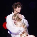 宝塚雪組『ポーの一族』開幕！　朝美絢が“美しすぎる男役”エドガーを好演、大劇場は8月23日まで