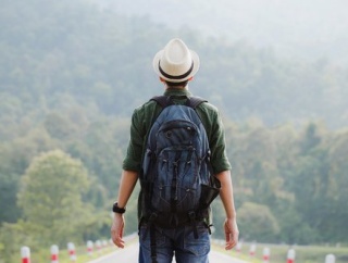【悲報】独身チーズ男性さん「1人旅行最高やぁ！」←これｗｗｗｗｗｗｗｗｗｗ