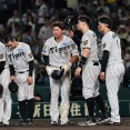 3試合ぶりのスタメンで4三振の阪神ドラ1立石、泣く