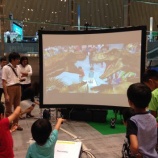 『8/14まで開催中の「丸の内キッズジャンボリー」学研ブースで恐竜と一緒に写真を撮ろう！』の画像