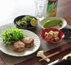 詰めが甘い詐欺メールの件名についてと、【セロリの塩つくね】で晩ごはん