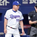 【悲報】中日・井上監督に高まる批判「立浪前監督と同じくらいひどい」