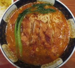 よかろう＠内幸町　「排骨担々麺、ごはん」