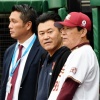 楽天・梨田監督　成績不振で辞任「借金２０が区切り。監督の責任です」