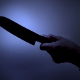「殺すつもりはなかった」投げつけた包丁が夫の額を直撃… 24歳妻を逮捕