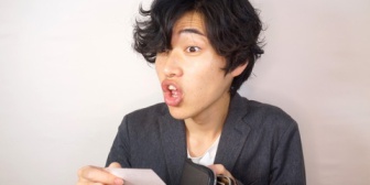 店員さんを不愛想だったり、バカにする言い方をするのが腹が立つ。なんなのイキリなの？